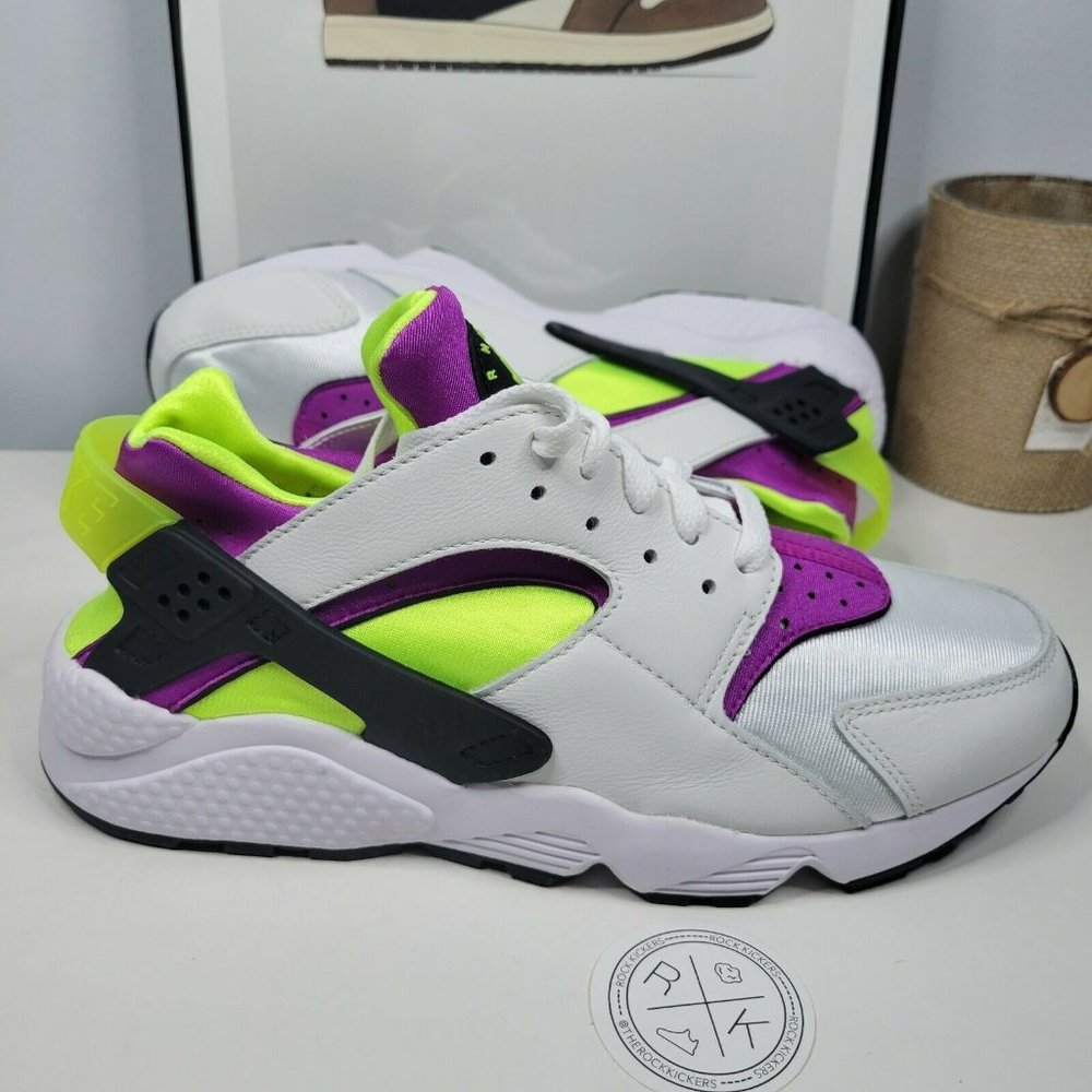 Nike Air Huarache White Magenta